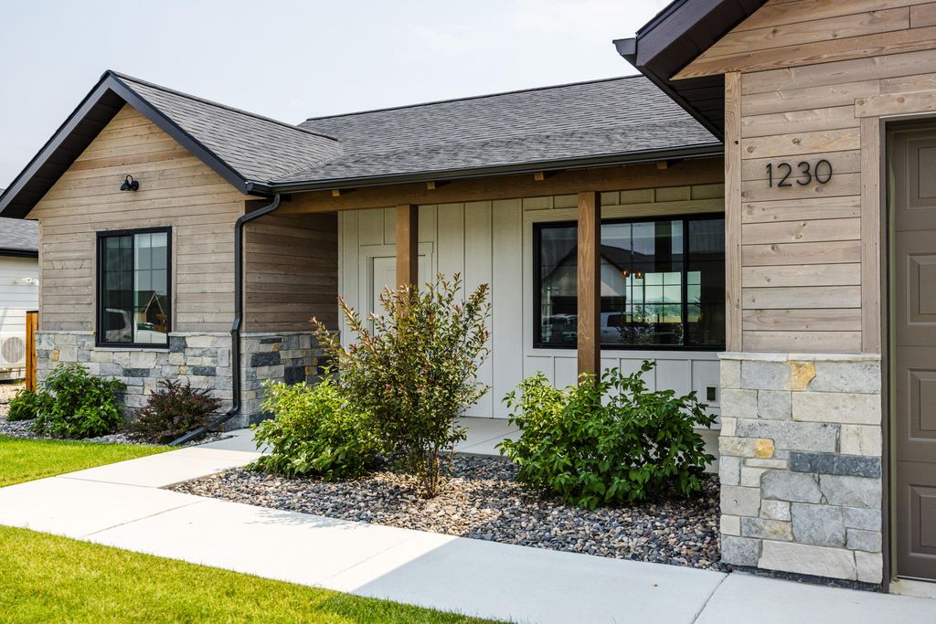 1230 Granite Lane, Sheridan, WY 82801 photo 2