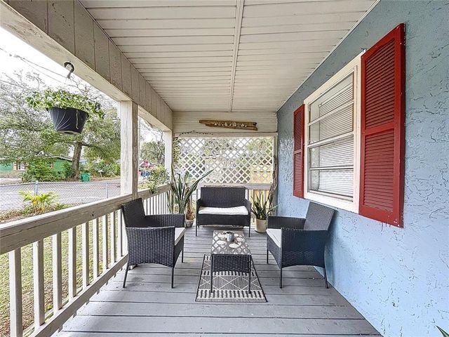 3213 E GENESEE STREET, Tampa, FL 33610