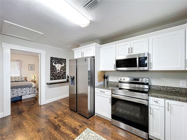 3213 E GENESEE STREET, Tampa, FL 33610