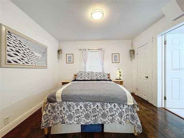 3213 E GENESEE STREET, Tampa, FL 33610
