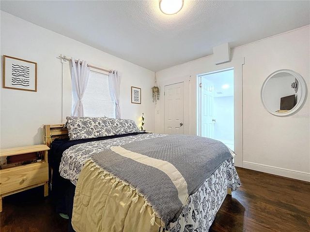 3213 E GENESEE STREET, Tampa, FL 33610