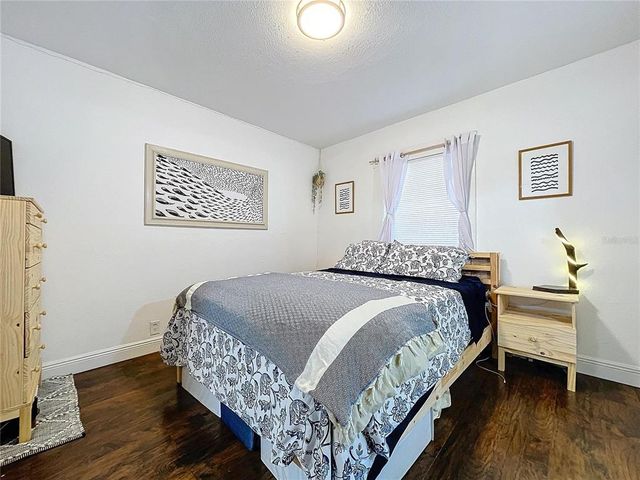 3213 E GENESEE STREET, Tampa, FL 33610