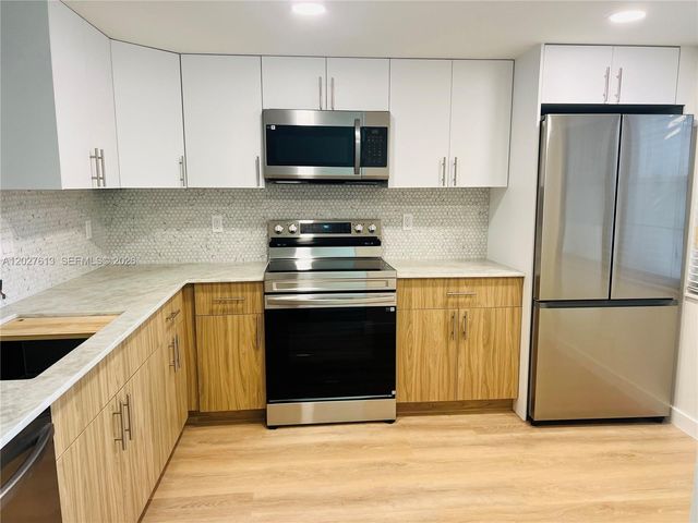 2402 Antigua Circle H1, Coconut Creek, FL 33066