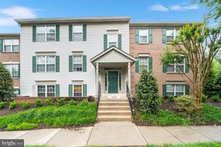12109 GREEN LEDGE CT #301, Fairfax, VA 22033