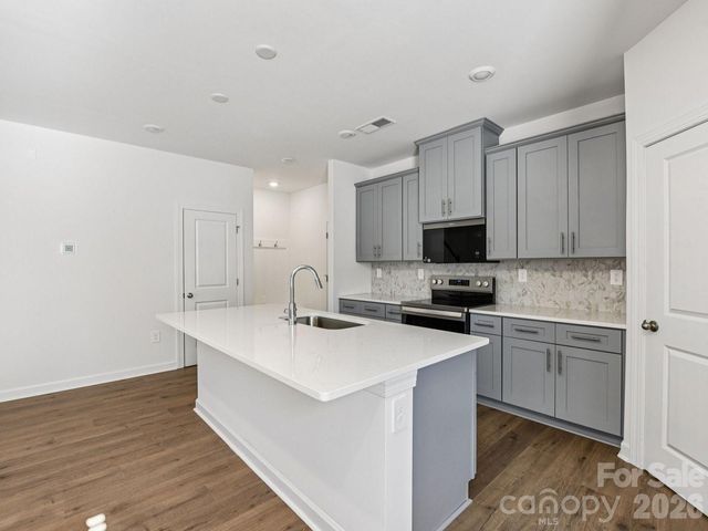 4316 Tintagel Lane, Gastonia, NC 28056