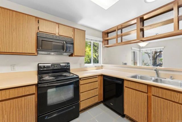930 Via Mil Cumbres 161, Solana Beach, CA 92075