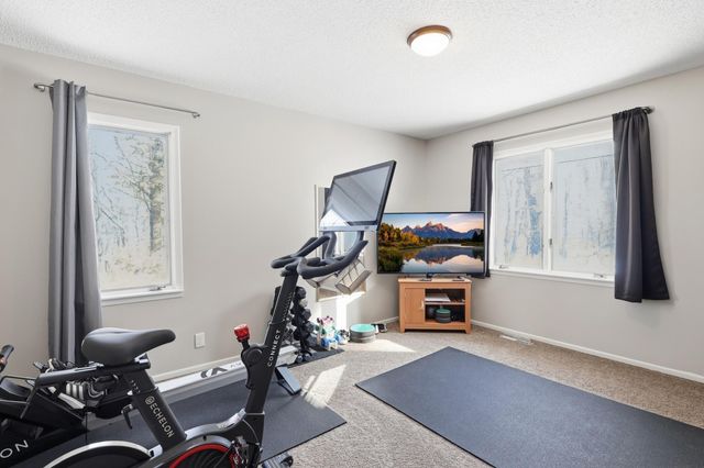 8315 Alta Avenue, Inver Grove Heights, MN 55077