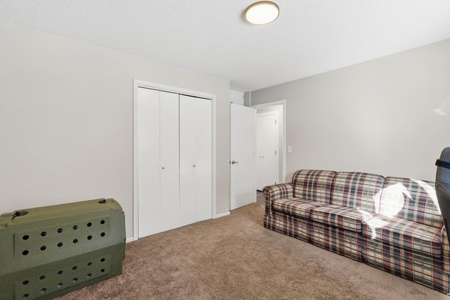 8315 Alta Avenue, Inver Grove Heights, MN 55077