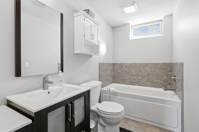 8315 Alta Avenue, Inver Grove Heights, MN 55077