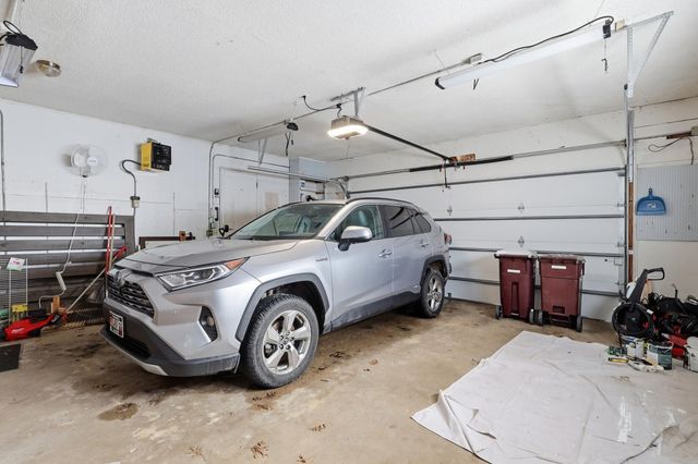 8315 Alta Avenue, Inver Grove Heights, MN 55077