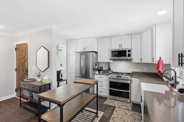 8315 Alta Avenue, Inver Grove Heights, MN 55077