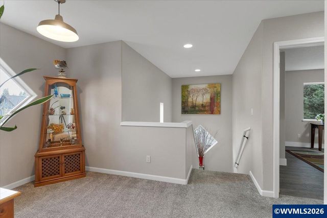 1155 Little John Lp NW, Salem, OR 97304