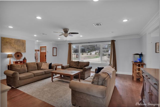 4719 Gilbert Drive, Shreveport, LA 71106