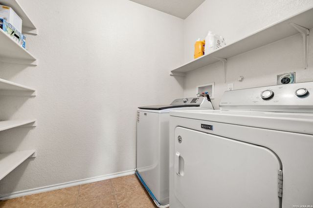 7207 Avery, Live Oak, TX 78233