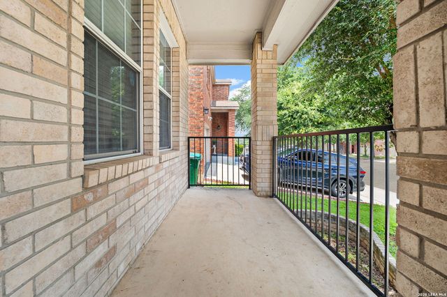 7207 Avery, Live Oak, TX 78233