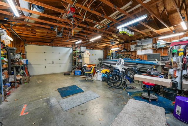 1305 N Country Club Rd, El Dorado, KS 67042