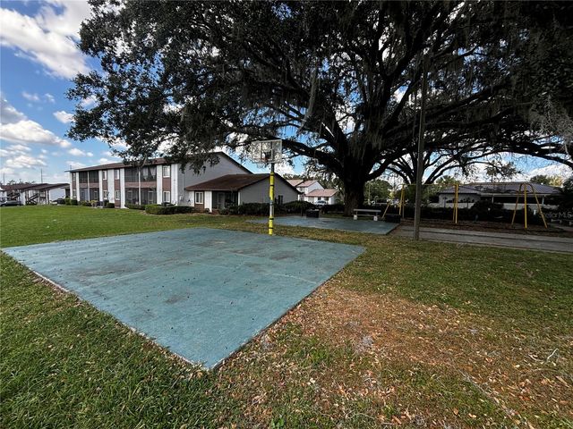 39132 COUNTY ROAD 54 2088, Zephyrhills, FL 33542