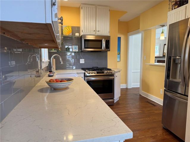 450 W 62nd Terrace, Kansas City, MO 64113