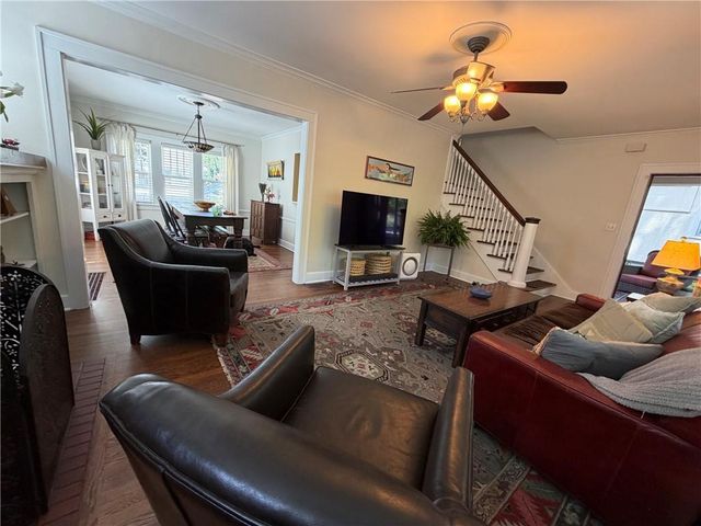 450 W 62nd Terrace, Kansas City, MO 64113