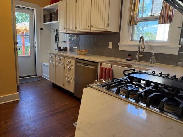 450 W 62nd Terrace, Kansas City, MO 64113
