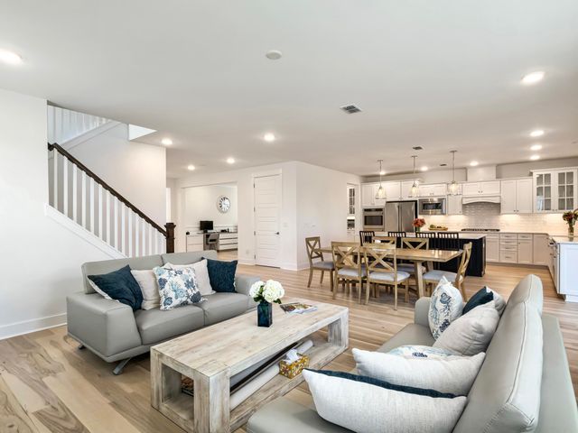 2276 Minifarm Way, Mount Pleasant, SC 29466