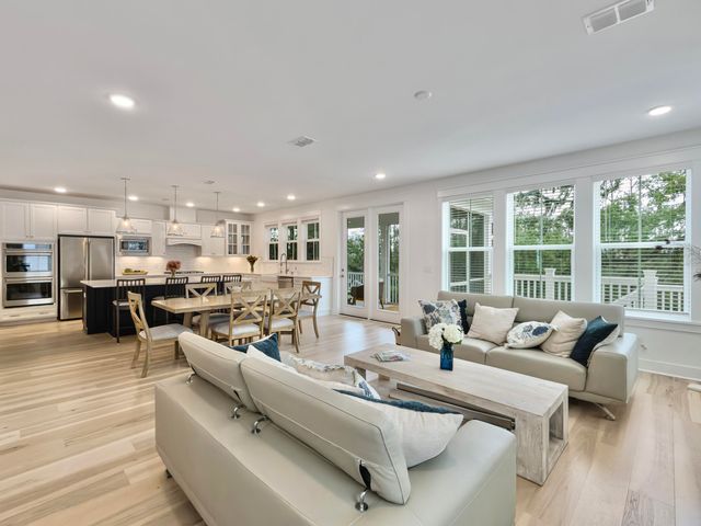2276 Minifarm Way, Mount Pleasant, SC 29466