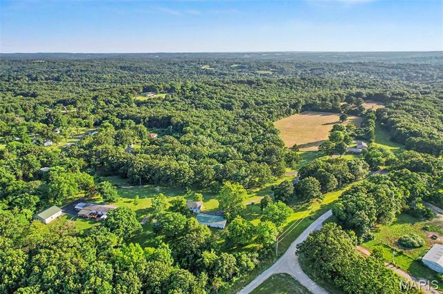 12621 Hyfield Road, De Soto, MO 63020
