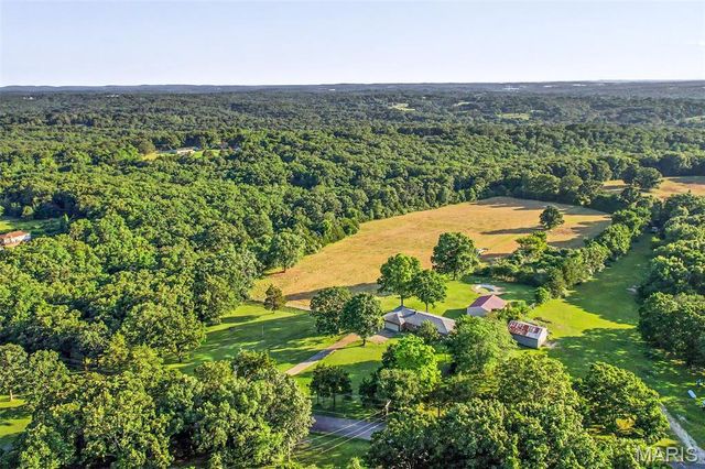 12621 Hyfield Road, De Soto, MO 63020