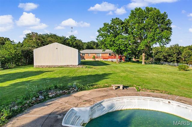 12621 Hyfield Road, De Soto, MO 63020