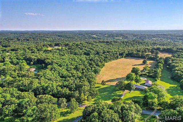 12621 Hyfield Road, De Soto, MO 63020