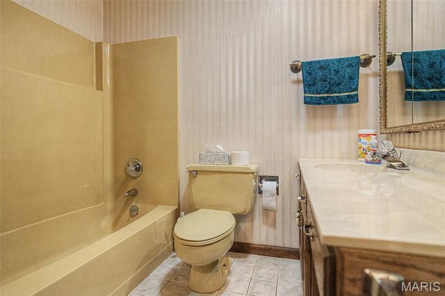 12621 Hyfield Road, De Soto, MO 63020