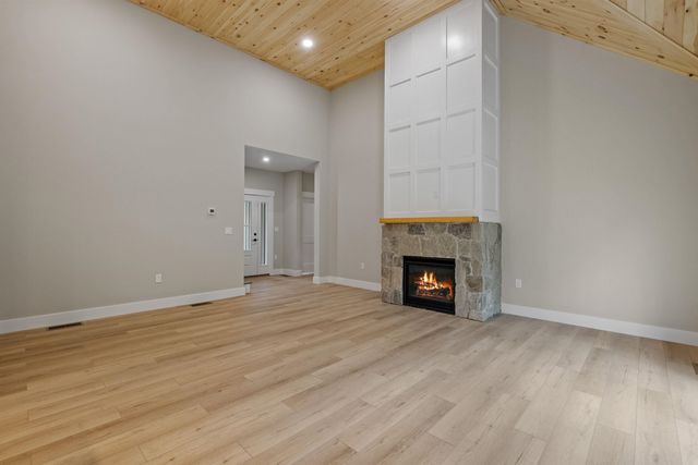 280 Sterling Drive, Laconia, NH 03246