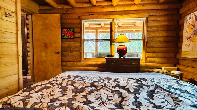 53341 Sherman Drive, Idyllwild, CA 92549