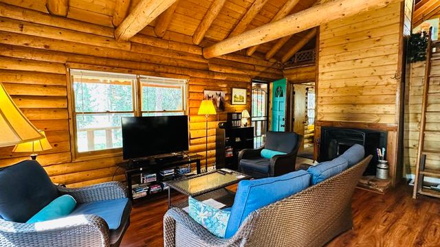 53341 Sherman Drive, Idyllwild, CA 92549