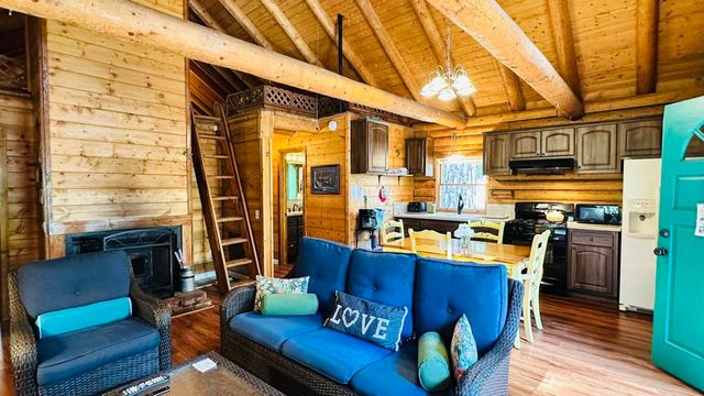 53341 Sherman Drive, Idyllwild, CA 92549