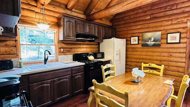 53341 Sherman Drive, Idyllwild, CA 92549