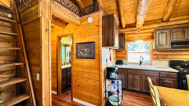 53341 Sherman Drive, Idyllwild, CA 92549