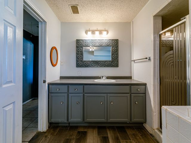 510 N Terrell St, Midland, TX 79701