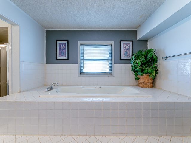 510 N Terrell St, Midland, TX 79701