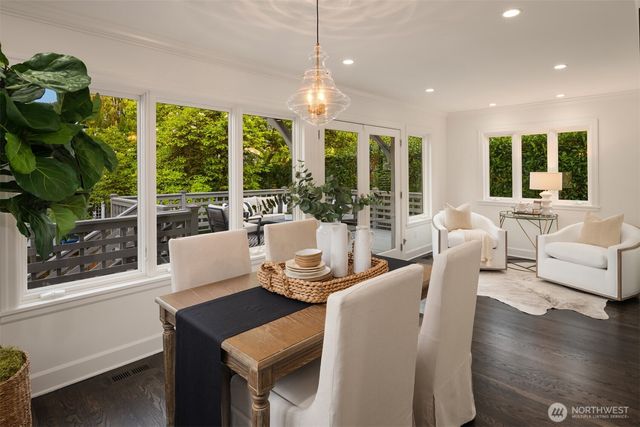 1206 37th Avenue E, Seattle, WA 98112