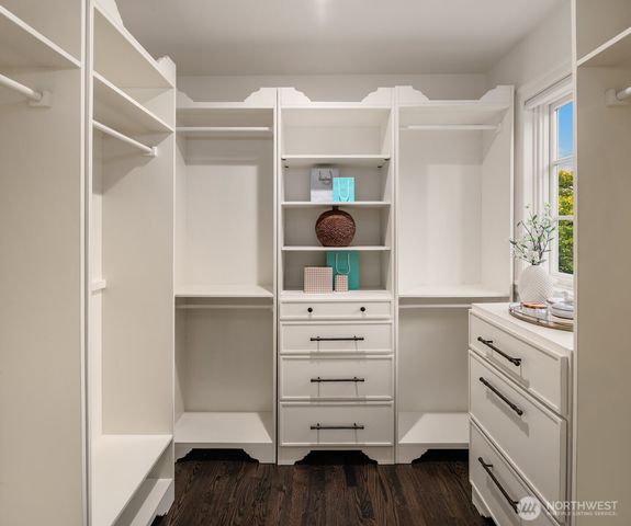 1206 37th Avenue E, Seattle, WA 98112