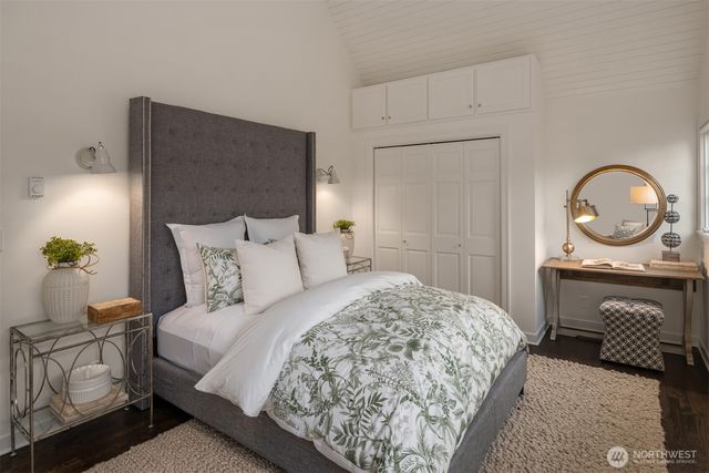 1206 37th Avenue E, Seattle, WA 98112