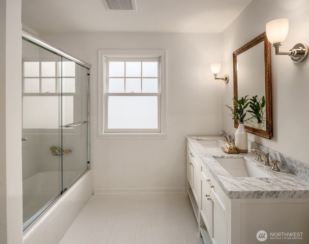 1206 37th Avenue E, Seattle, WA 98112