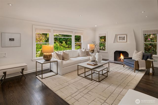 1206 37th Avenue E, Seattle, WA 98112