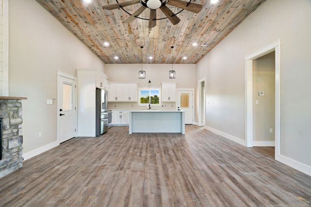 520 PR 14901, Paris, TX 75460
