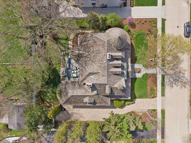 11 S Adams Street, Hinsdale, IL 60521