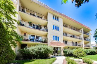 6300 W Montrose Avenue 305, Chicago, IL 60634