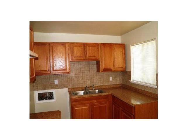 7704 SPRINGWOOD Drive, El Paso, TX 79925