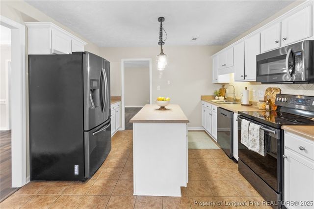 4246 Pete Warner Court, Hope Mills, NC 28348