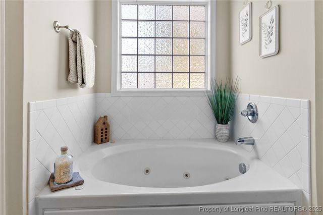 4246 Pete Warner Court, Hope Mills, NC 28348